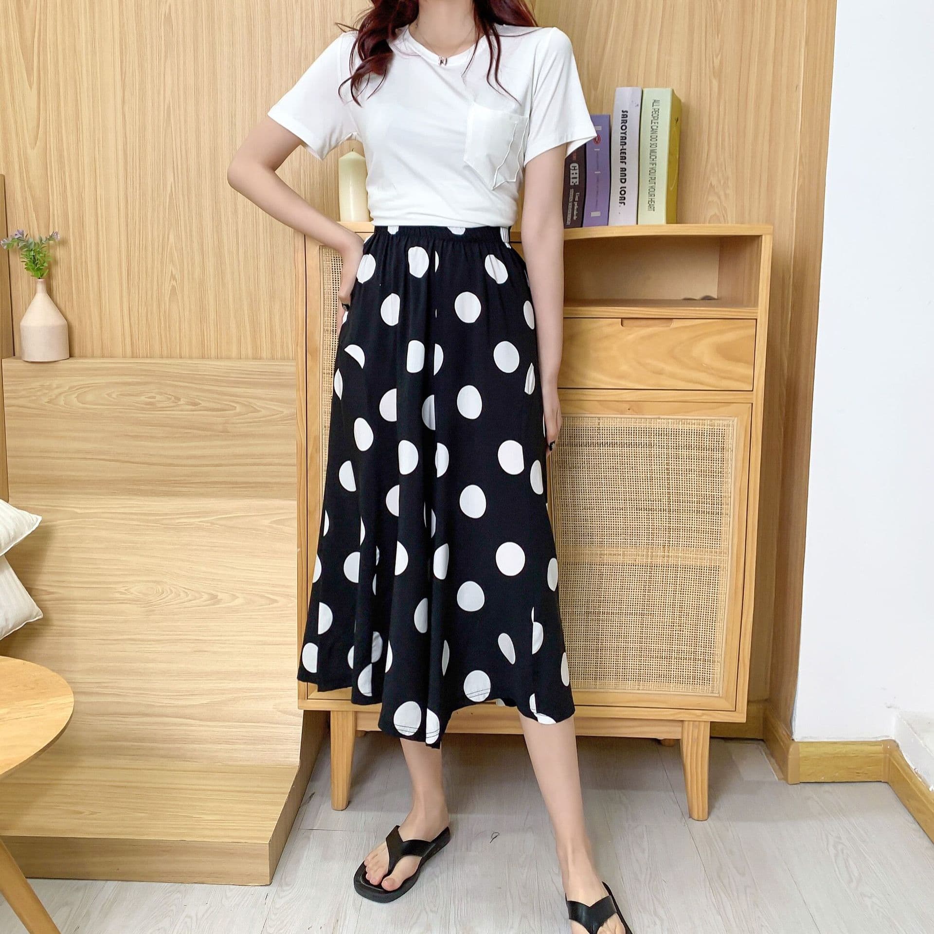 柄 パンツ 優美花柄とドット模様のガウチョパンツ