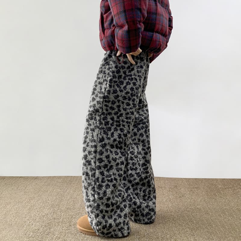 柄 パンツ ふんわりあったか豹柄もこもこパンツ