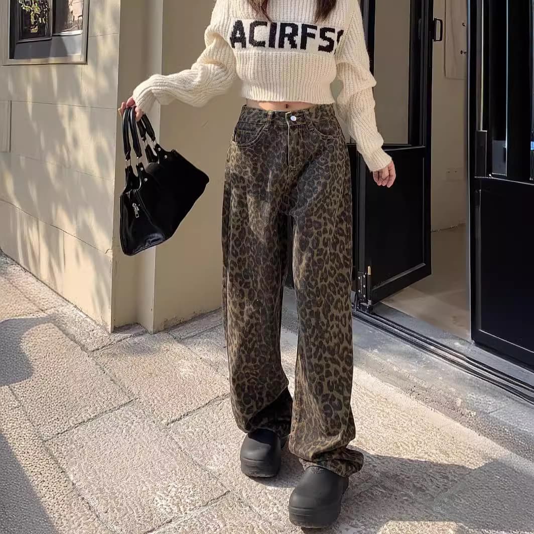 柄 パンツ ビンテージ風ヒョウ柄デニムパンツ