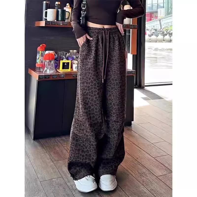 柄 パンツ たっぷりワイド ヒョウ柄パンツ