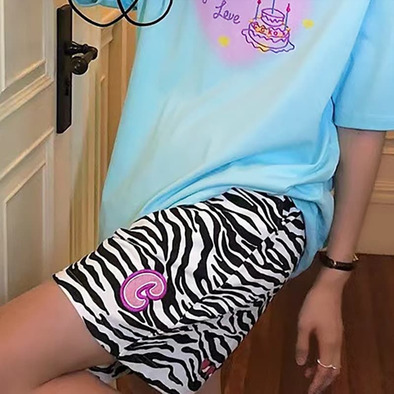 柄 パンツ ユースフルゼブラ柄ショートパンツ