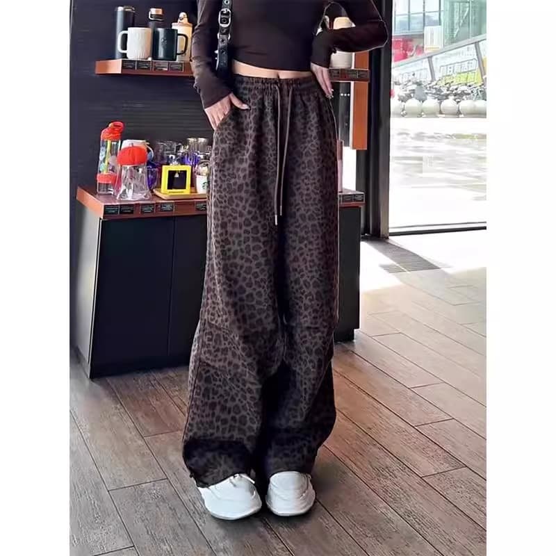 柄 パンツ たっぷりワイド ヒョウ柄パンツ