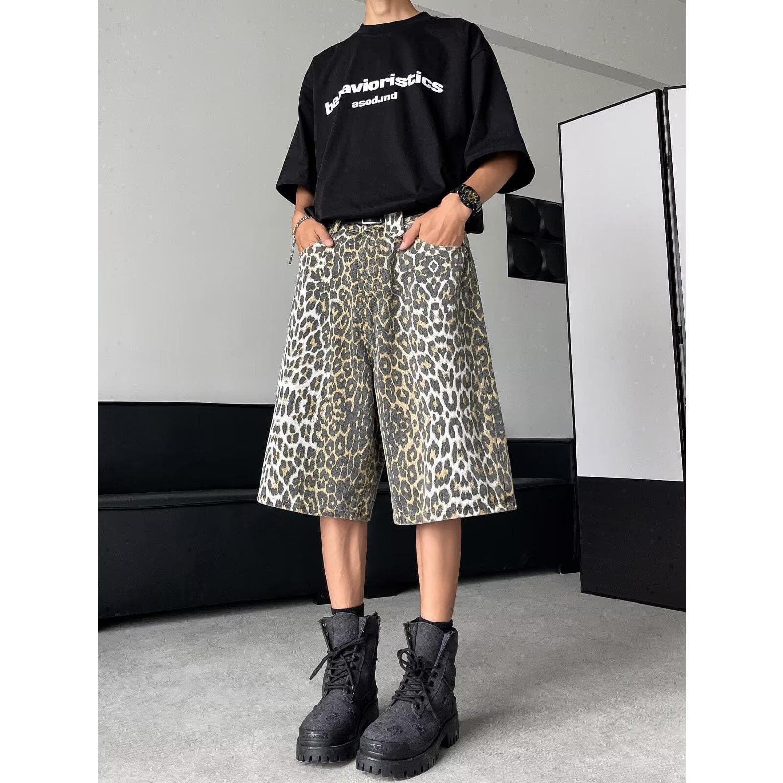 柄 パンツ モダンヒョウがら ワイドクロップドパンツ