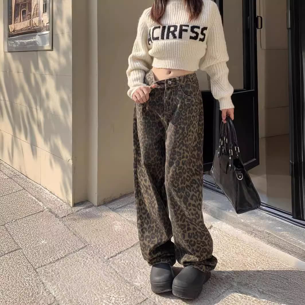 柄 パンツ ビンテージ風ヒョウ柄デニムパンツ