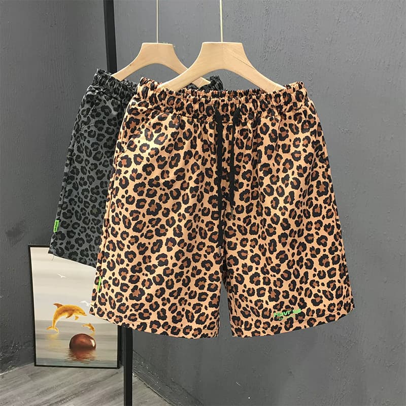 柄 パンツ ゆったりヒョウ柄ハーフパンツ