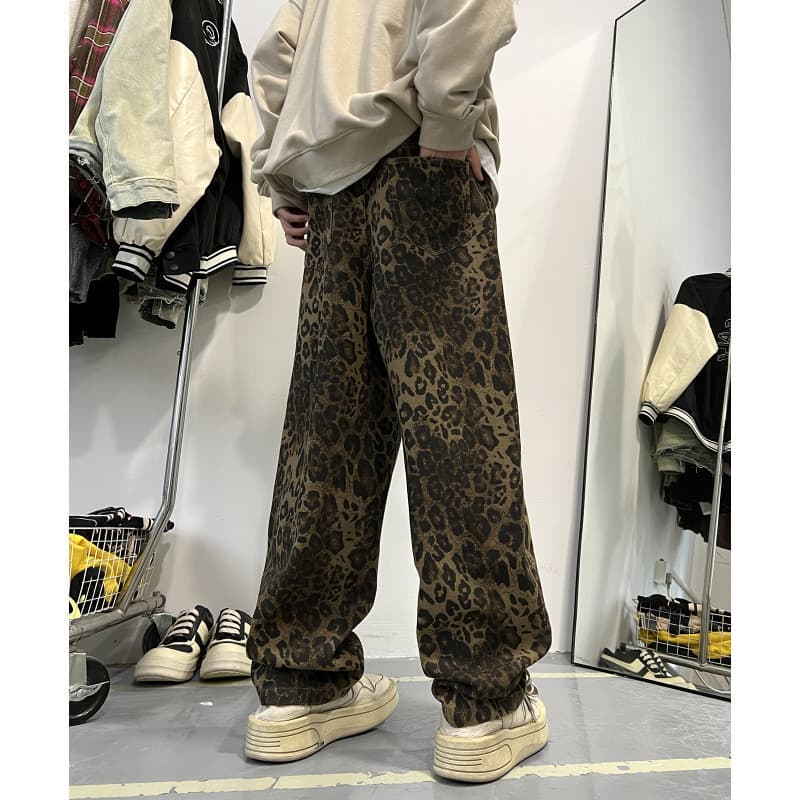 柄 パンツ ゆったりヒョウ柄カーゴパンツ