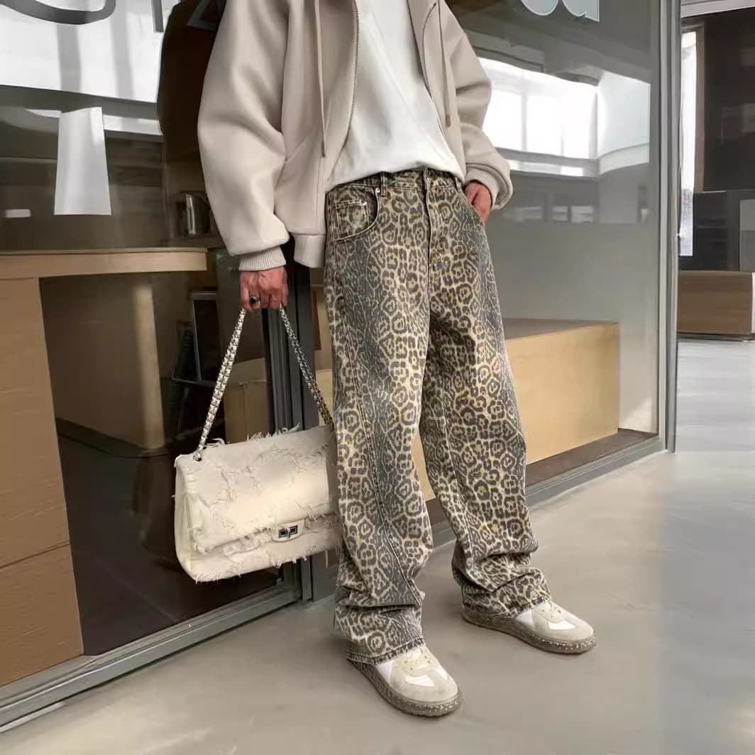 柄 パンツ ワイルドヒョウ柄デニムパンツ
