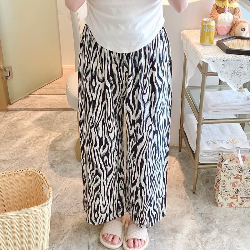 柄 パンツ ふんわりシルエット アニマルルームパンツ