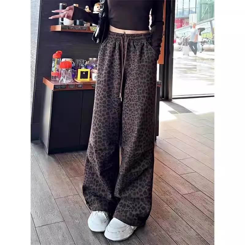 柄 パンツ たっぷりワイド ヒョウ柄パンツ